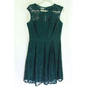 Studio I Lace Cocktail Dress Sleeveless Fit & Flare Sweetheart Neckline Women 12